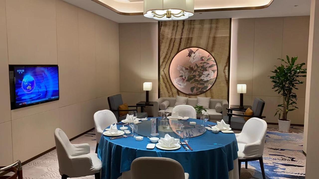 Yuyao Bright Hotel Екстериор снимка