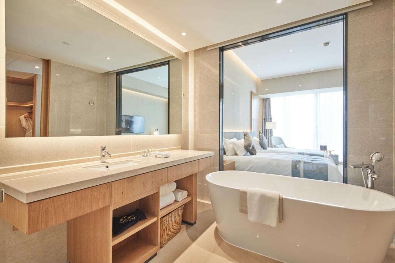 Yuyao Bright Hotel Екстериор снимка